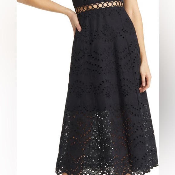 🍒SOLD🍒•black dress• - Picture 2 of 5